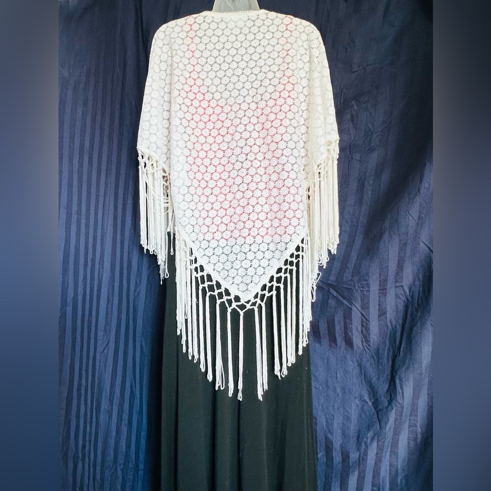 Gorgeous Iconique White Fringed Bathing Suit cover-up or summer evening top!